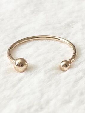5/$15 🩷 MUST BUNDLE Minimal Open-Ended Ball Tip Ring in Gold